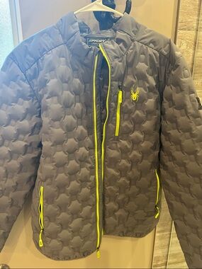 Zenith Spyder Gray (storm) Quilted Jacket with Neon Yellow Accents